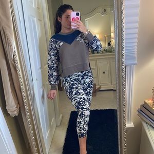 Sweaty Betty Printed activewear Legging & Jumper